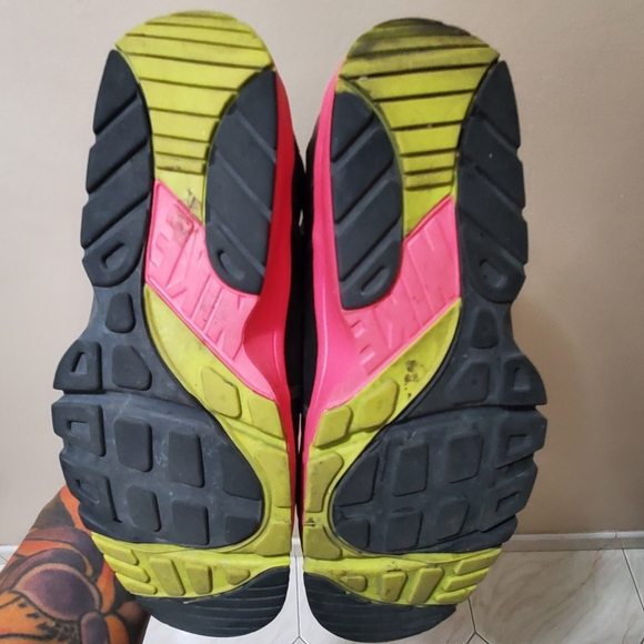 NIKE AIR TRAINER HUARACHE '94 - Picture 5 of 7